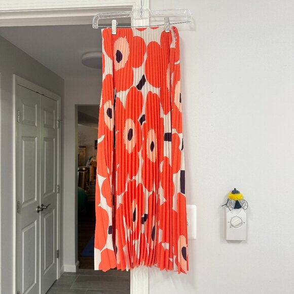 Marimekko XS NWOT Women's Orange Viserrys Unikko Pleated Skirt